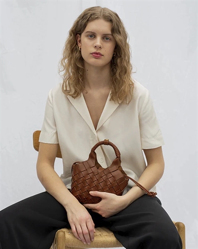 Cala Jade - Misu Mini Crossbody Taske - Nutmeg